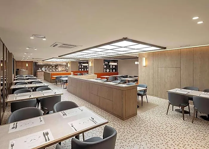 Mercure Ambassador Dongdaemun Hotel 4*